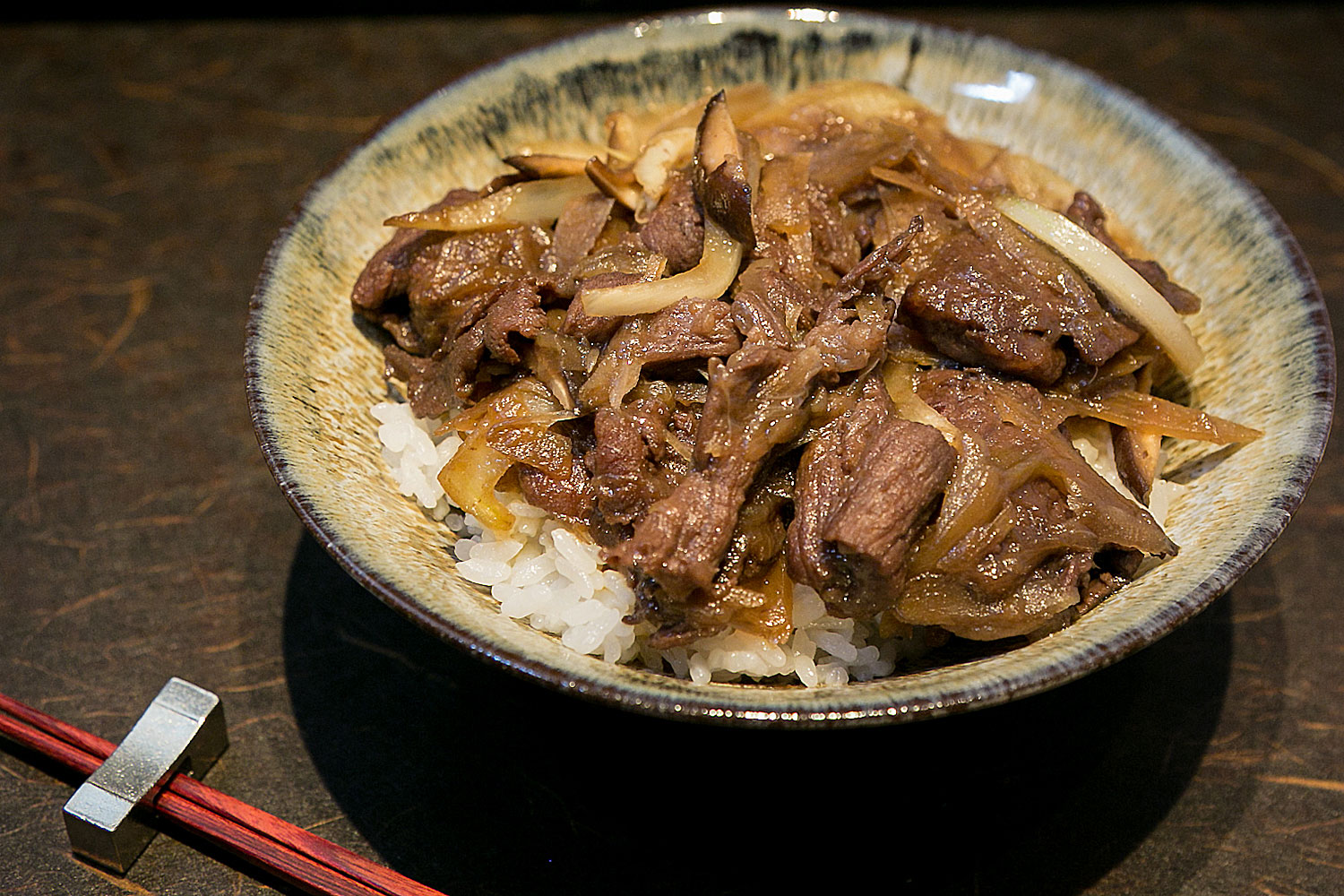 とろとろ煮込み牛丼