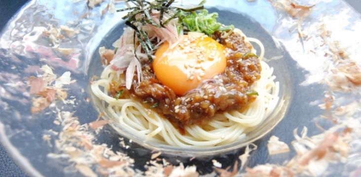 かつおぶし香る冷製まぜ味噌カルボ