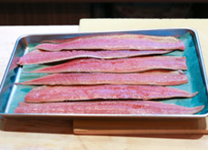 秋刀魚の大名卸し（三枚おろし）